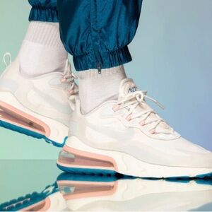 Nike Air Max 270 React  American Modern Women's Sz 9.5